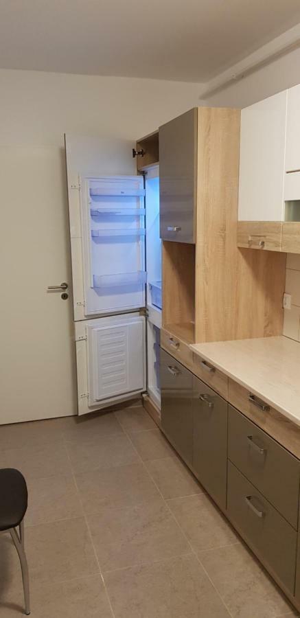 Apartament Regim * Brașov